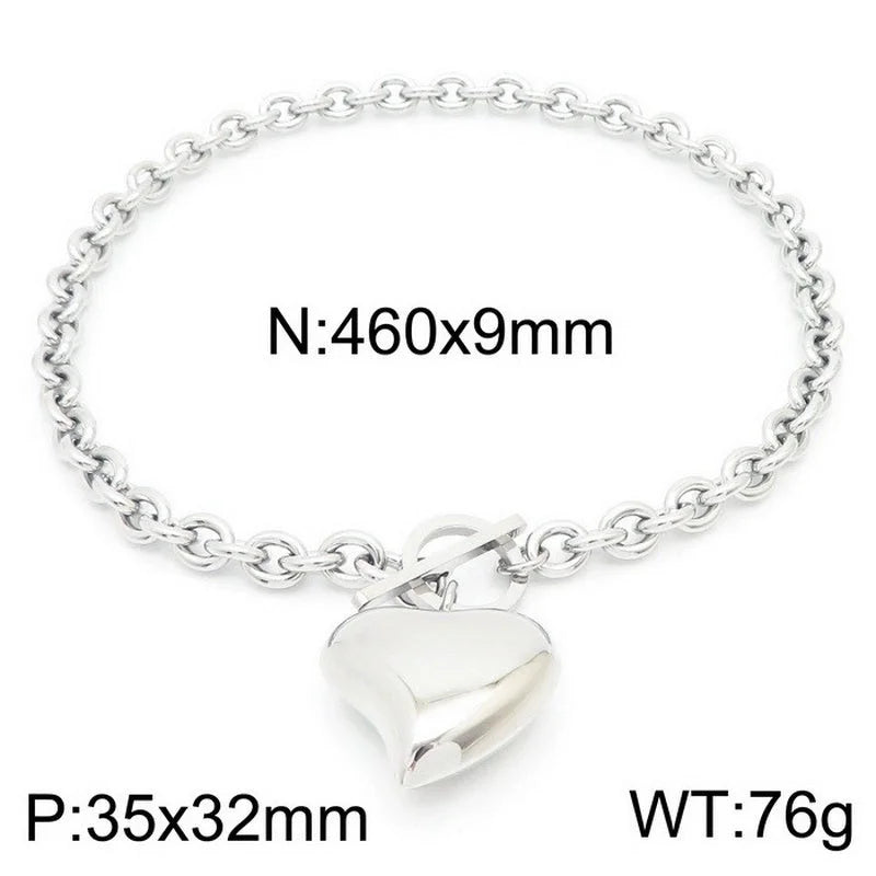 Loop Toggle Heart Necklace