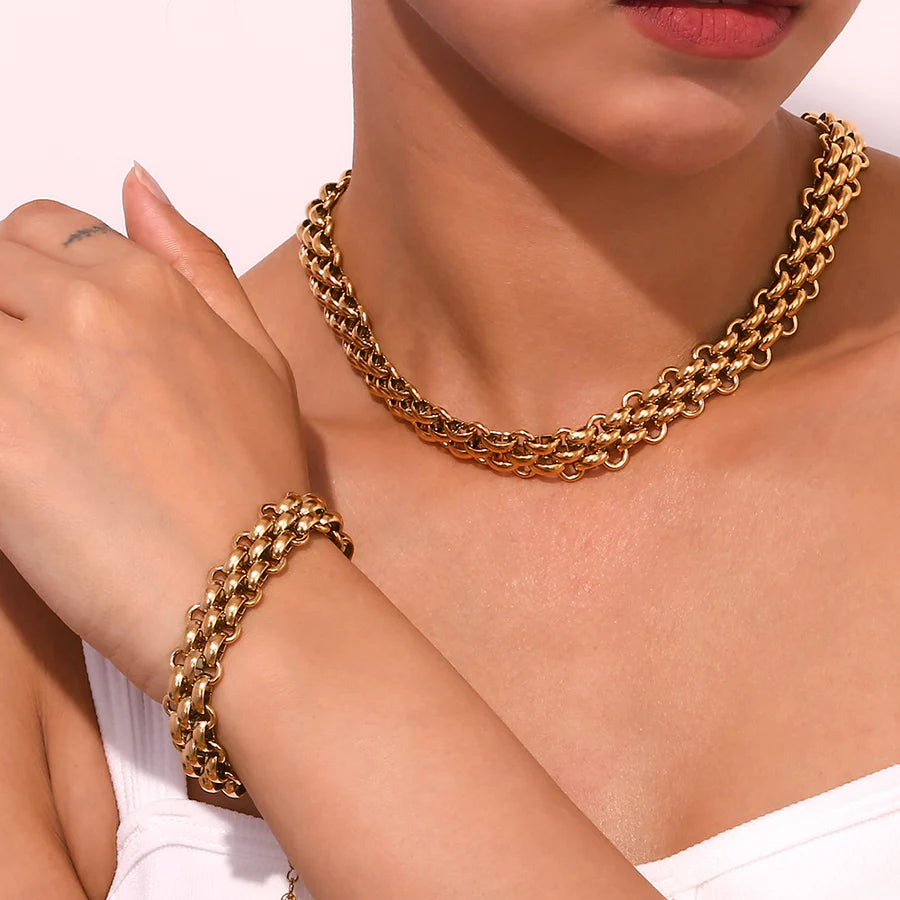 Golden Luxe Links Necklace