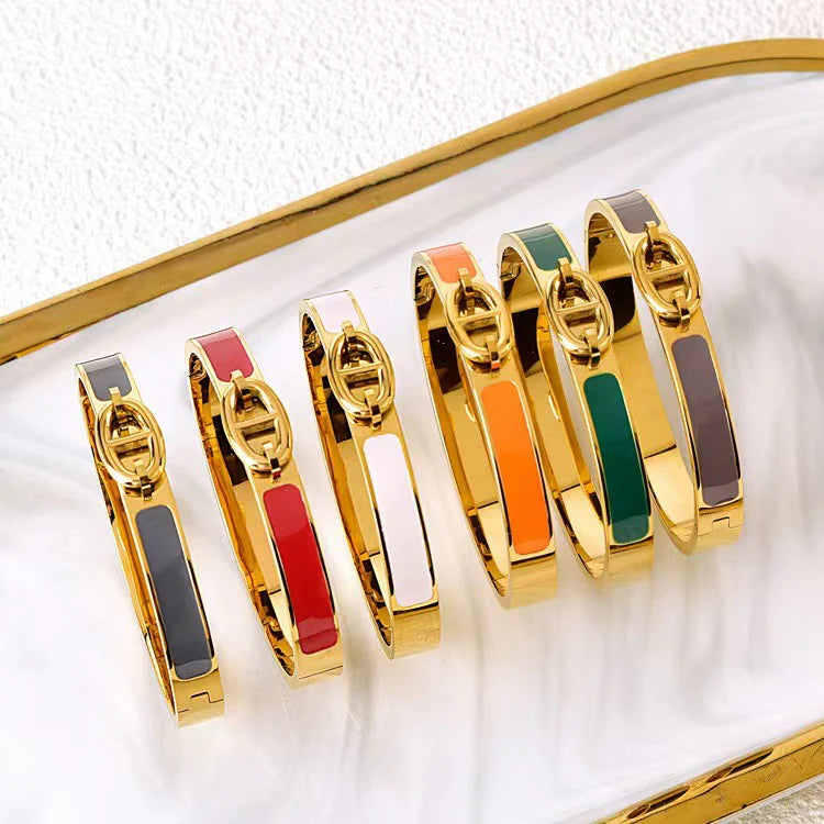 The Clic Bangle