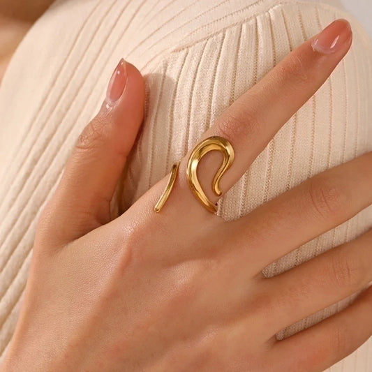 Twist Echo Ring