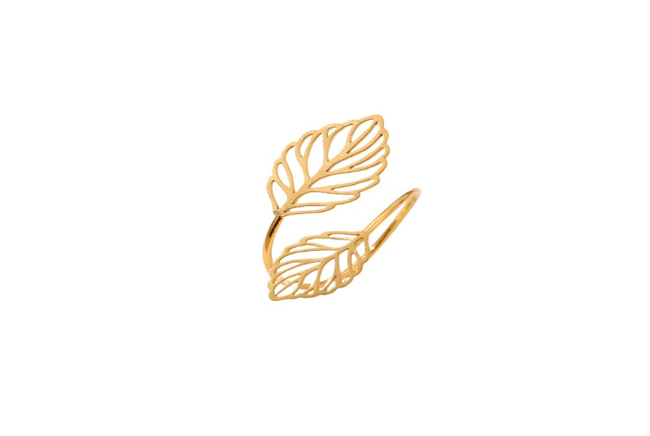 Fine Leaf Gold Ring Front Opening