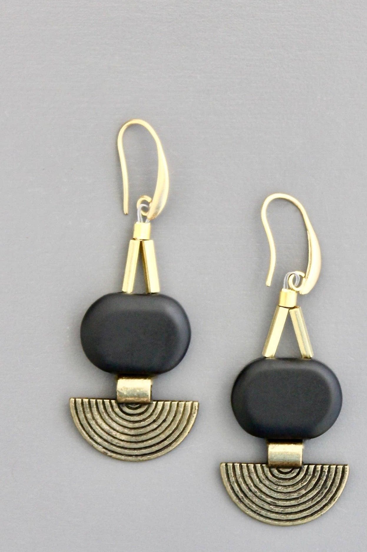 Black Agate Geometric Earrings