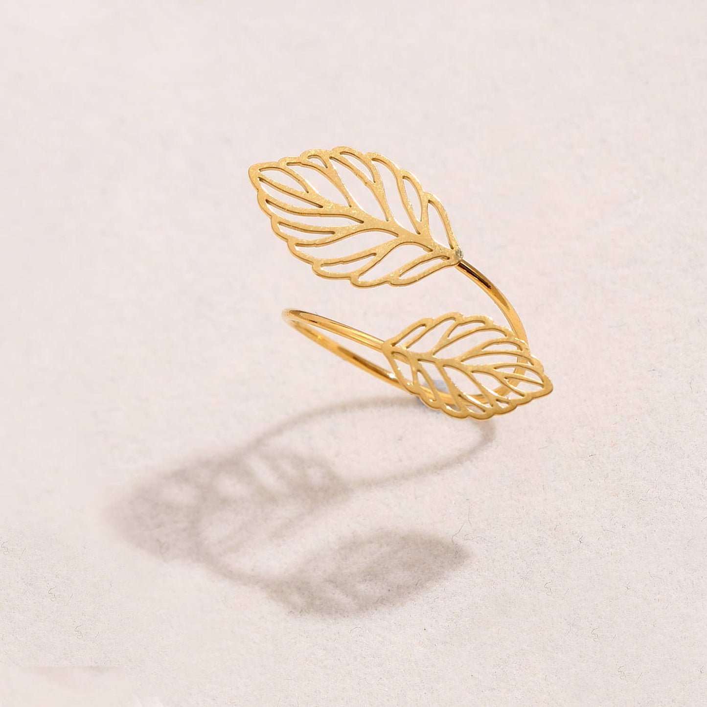 Fine Leaf Gold Ring Front Opening